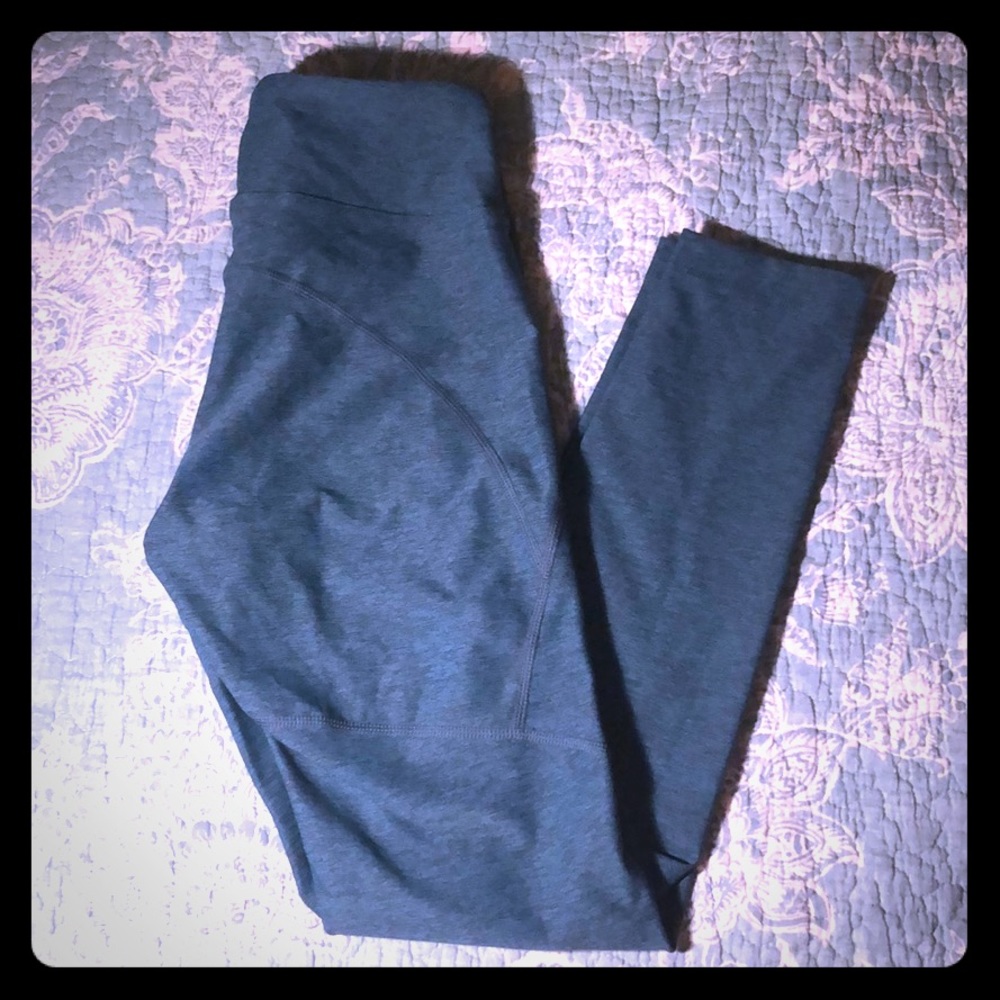 Outdoor Voices teal blue leggings